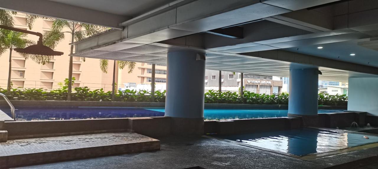 Space Station * Kuala Lumpur